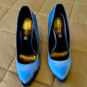 Shiny blue pumps from Aldo